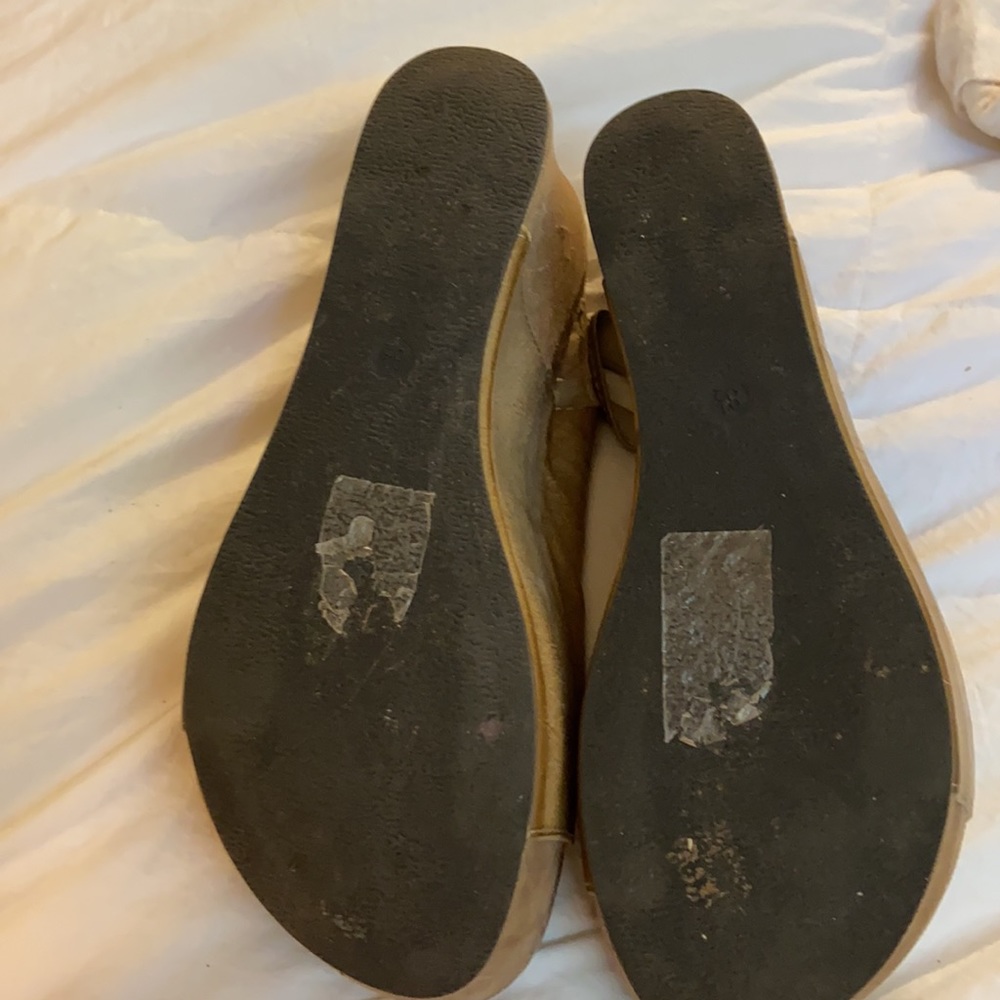 Shoes - Picture 5 of 5